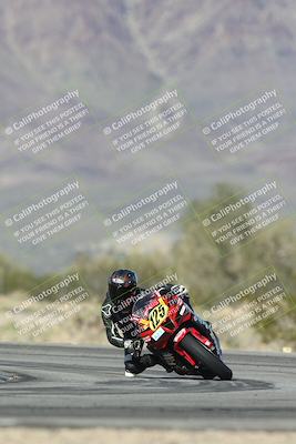 media/Jan-15-2026-Racers Edge (Thu) [[dfebeb70ab]]/2-A Group/Session 5 (Turn 5)/